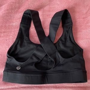 Lululemon black sports bra